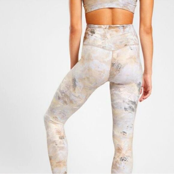 Athleta Elation Ultra High Rise Gilded Tight Cream Gray Subtle Metallic Gold S - Picture 2 of 6